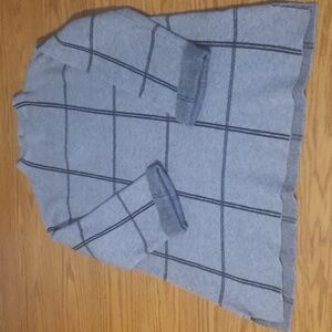 Tahari sweater 3/4 length rolled sleeves heavyweight material
